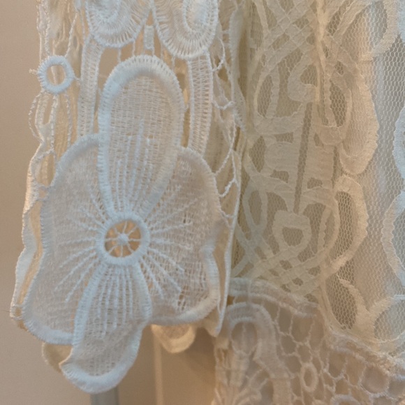 New white dress with overlay-smoke free home - Picture 3 of 3